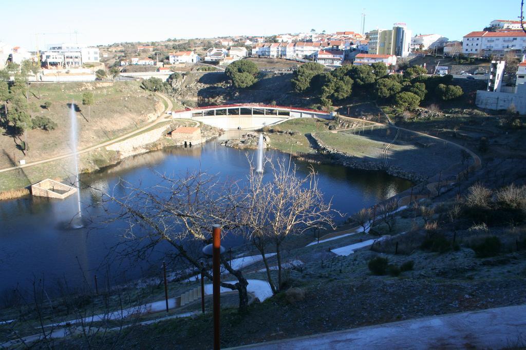 Quinta De La Barandica Guest House Miranda do Douro Eksteriør bilde