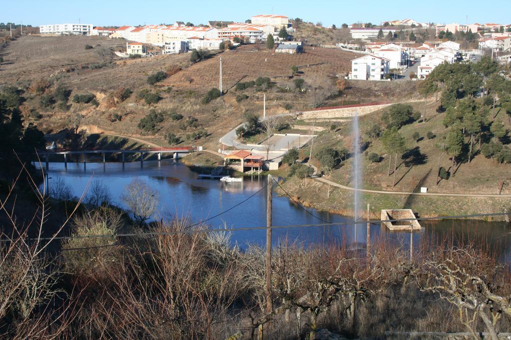 Quinta De La Barandica Guest House Miranda do Douro Eksteriør bilde
